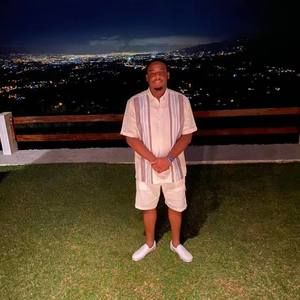 Meet your Posher, Marshall